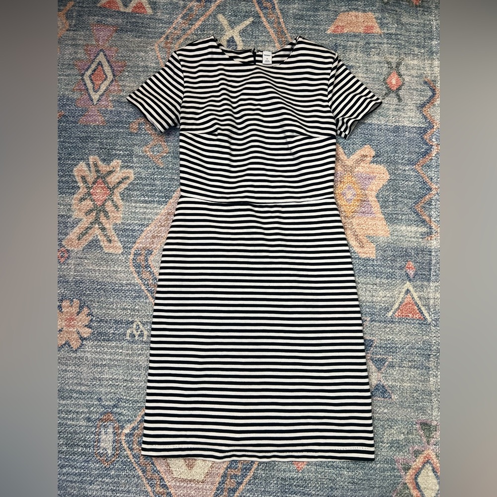 Old Navy Black and White Striped Midi Dress